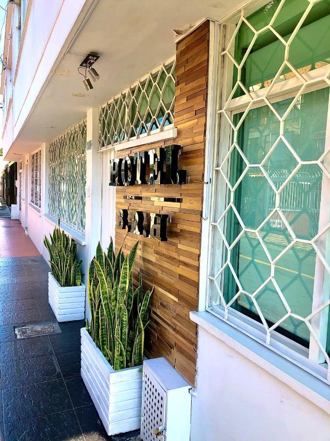 Bogota Rooms Heroes Exterior photo