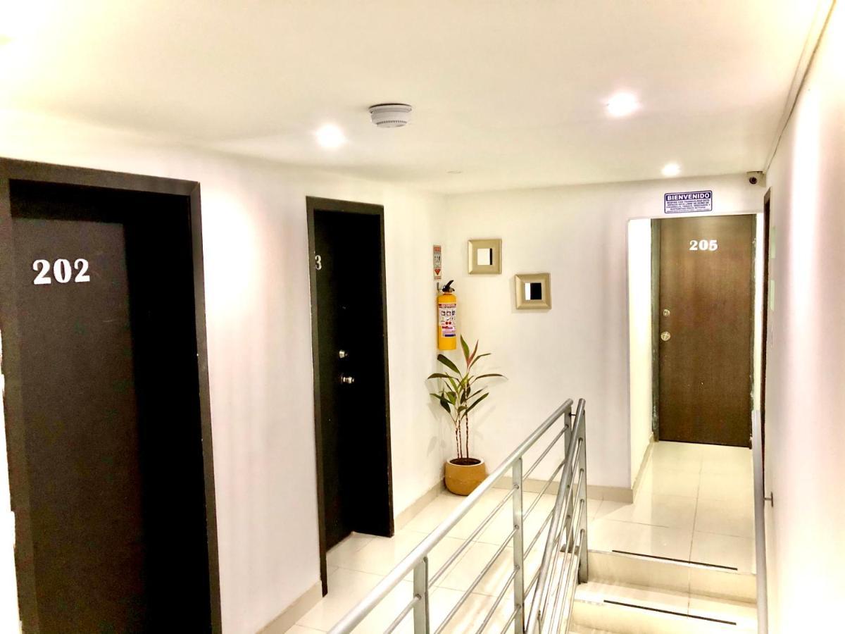 Bogota Rooms Heroes Exterior photo