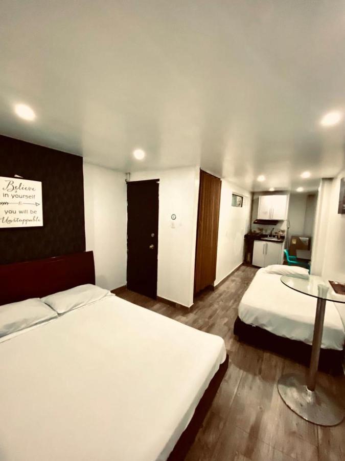 Bogota Rooms Heroes Exterior photo
